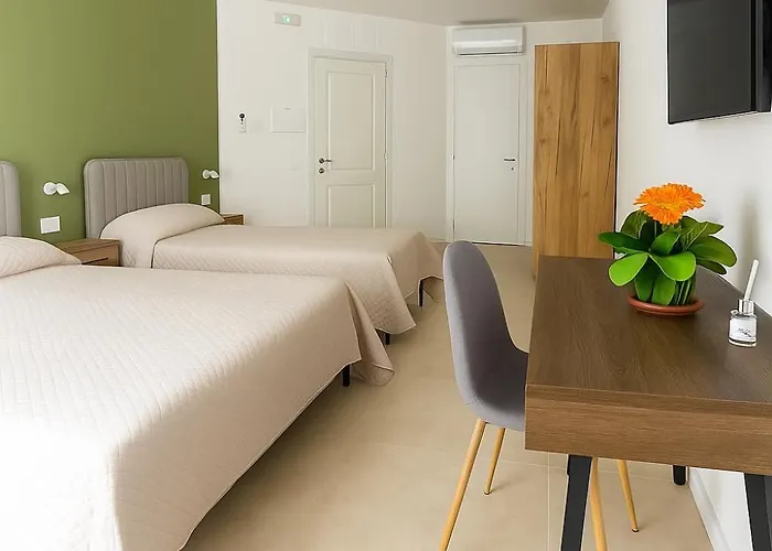 4 Seasons Trastevere Гостевой дом Рим