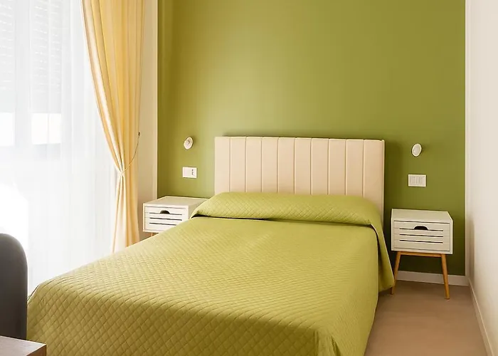 4 Seasons Trastevere Гостевой дом 4*