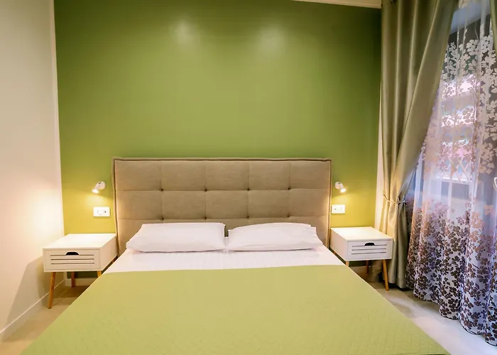 4 Seasons Trastevere Гостевой дом 4*